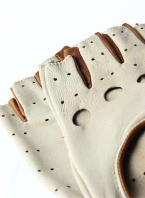 gants en cuir pour femme à demi-doigts en bicolore beige et cuir avec détail de trou sur les jointures