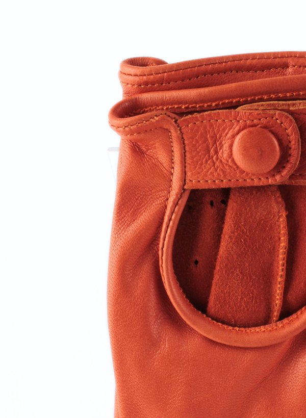 gants en cuir orange demi-doigts pour femmes avec détail de bouton en cuir